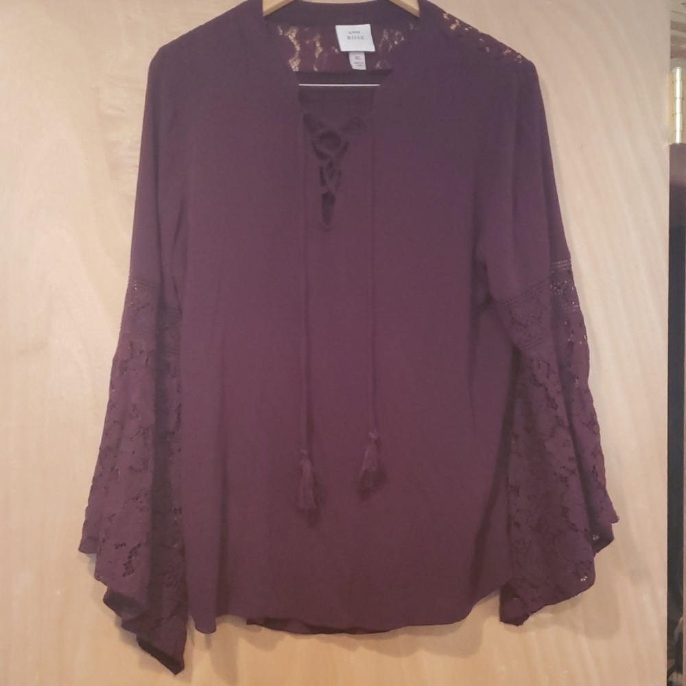 Plum Knox Rose blouse with lace detail